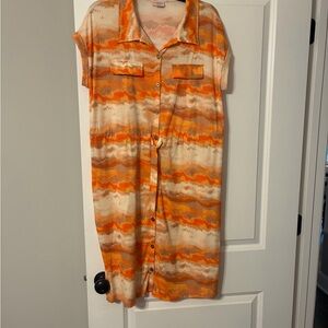 LuLaRoe Orange and Cream Tie-Dye Top